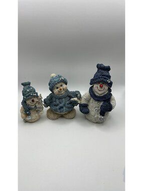Snowman Figurine Set Of 3 With Cozy Knit Hat Details